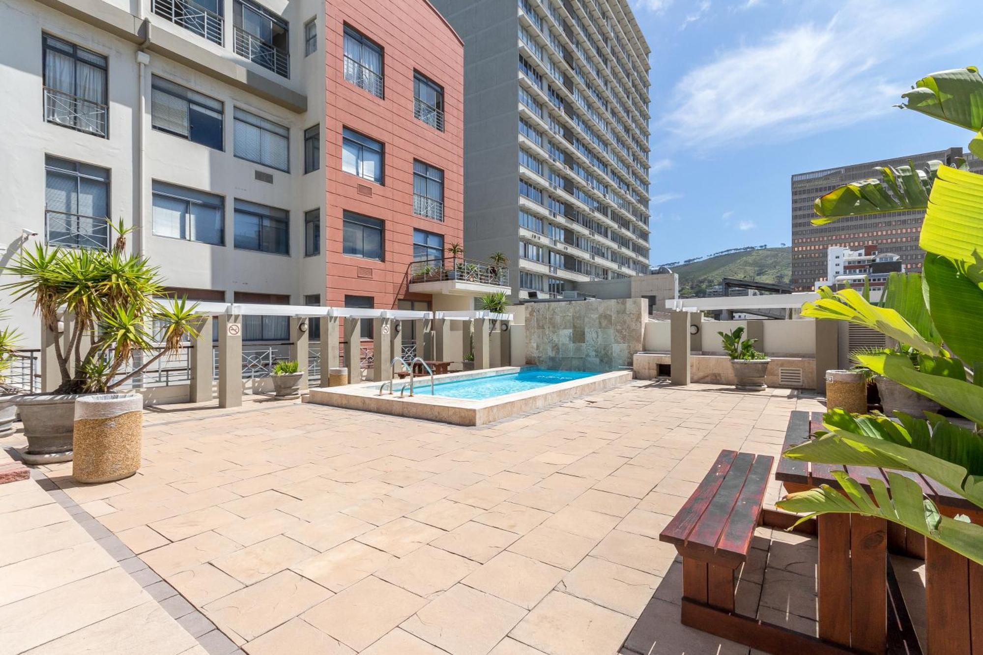 ケープタウンThe Square 135- Studio With Free Parking, Pool & Gym Accessアパートメント エクステリア 写真