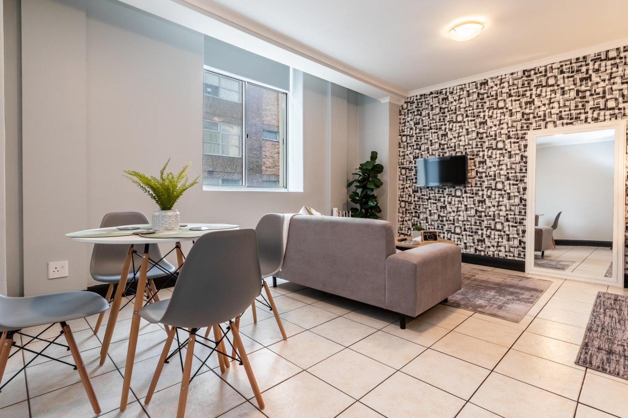 ケープタウンThe Square 135- Studio With Free Parking, Pool & Gym Accessアパートメント エクステリア 写真